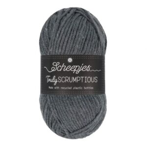 Scheepjes Truly Scrumptious 100gram kleur 372 Chia Seed Pudding