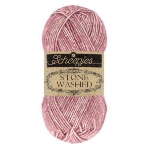 Scheepjes Stone Washed kleur 808 Corundum Ruby